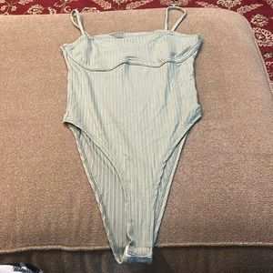 Wearever Size Medium Bodysuit Body Suit Green (BB)